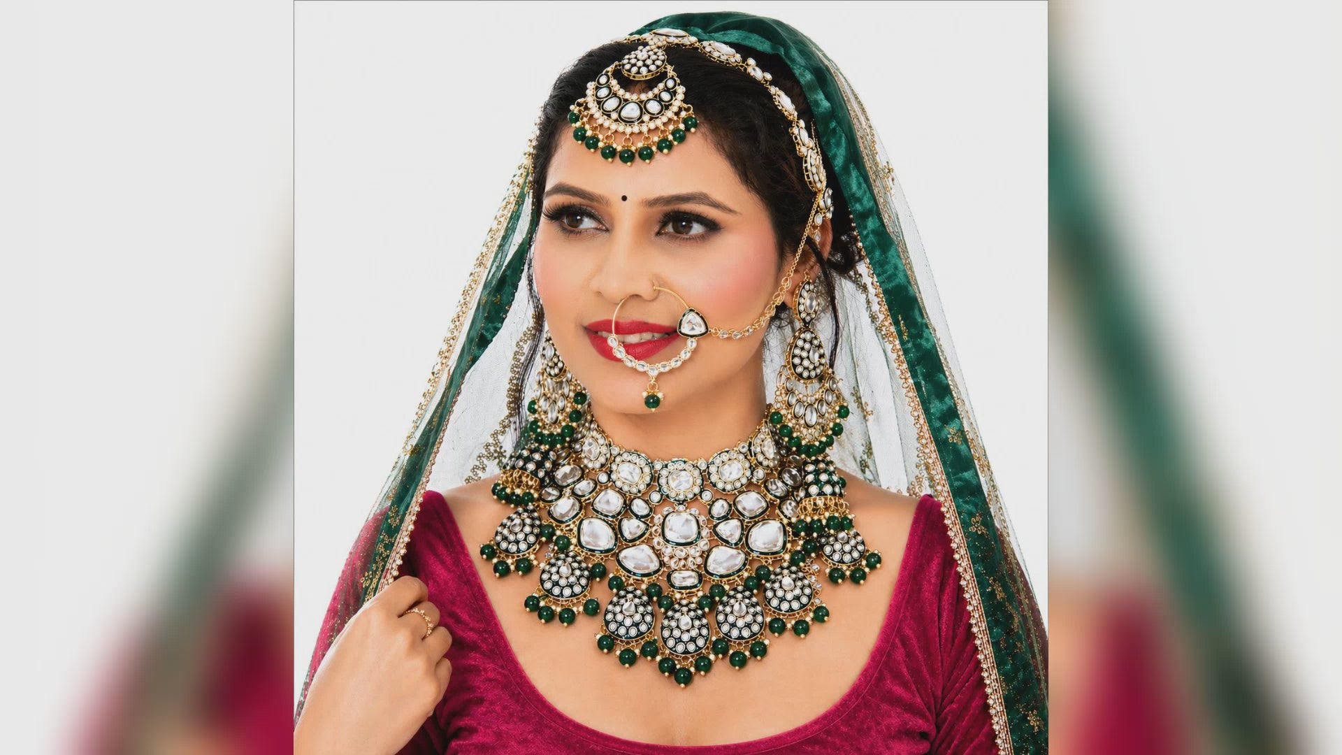 ROYAL BRIDAL SET 24